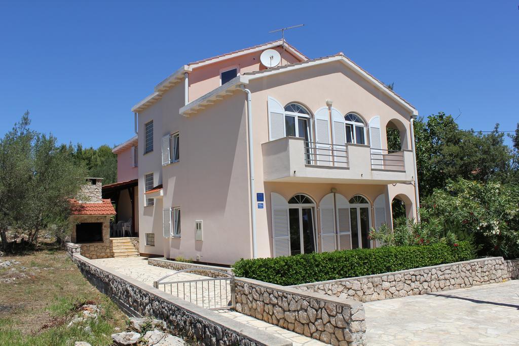 Apartments Matlovac Ždrelac Buitenkant foto